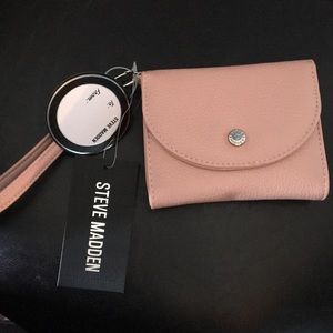 New Steve Madden Blush Wristlet Wallet Id Change